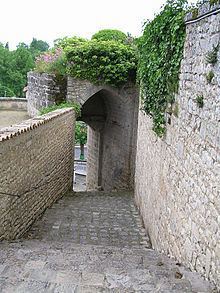Château de Montignac httpsuploadwikimediaorgwikipediacommonsthu