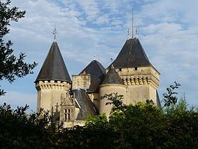 Château de Sauvebœuf (Lalinde) httpsuploadwikimediaorgwikipediacommonsthu