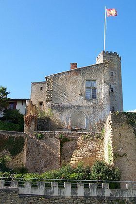 Château de Tardes httpsuploadwikimediaorgwikipediacommonsthu
