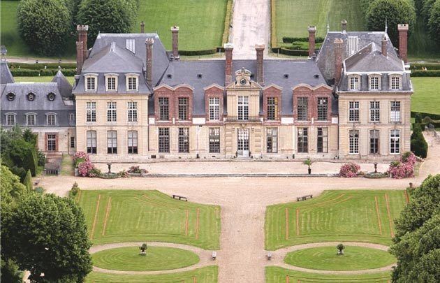 Château of Thoiry Parc zoologique de Thoiry Paris tourist office