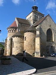 Châteaumeillant httpsuploadwikimediaorgwikipediacommonsthu