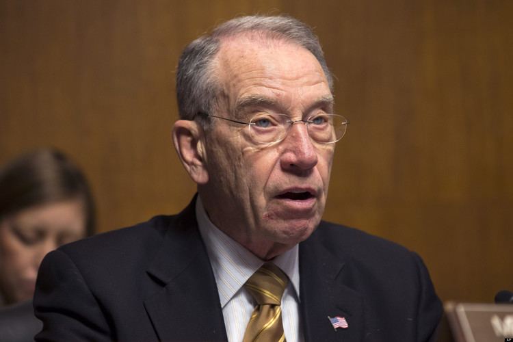 Chuck Grassley Chuck Grassley is Killing the Cannabis Rescheduling CARERS