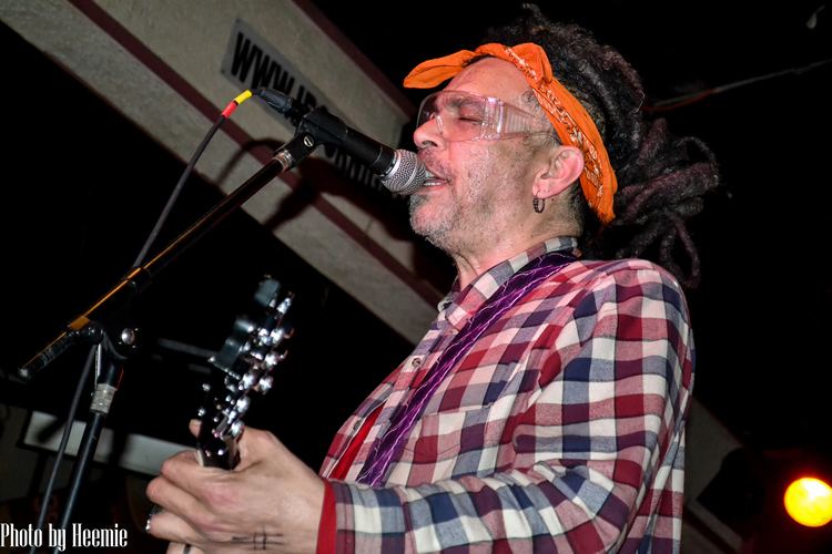 Chuck Mosley Interview amp Concert Review Chuck Mosley and the VUA at