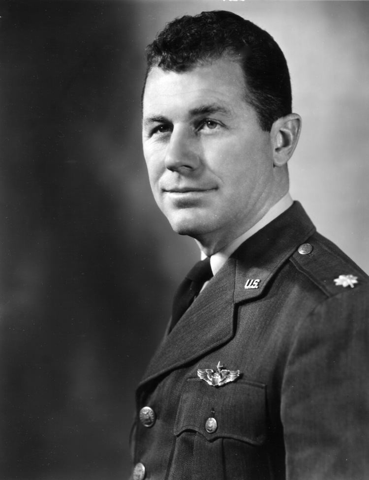 Chuck Yeager Chuck Yeager Wikipedia the free encyclopedia