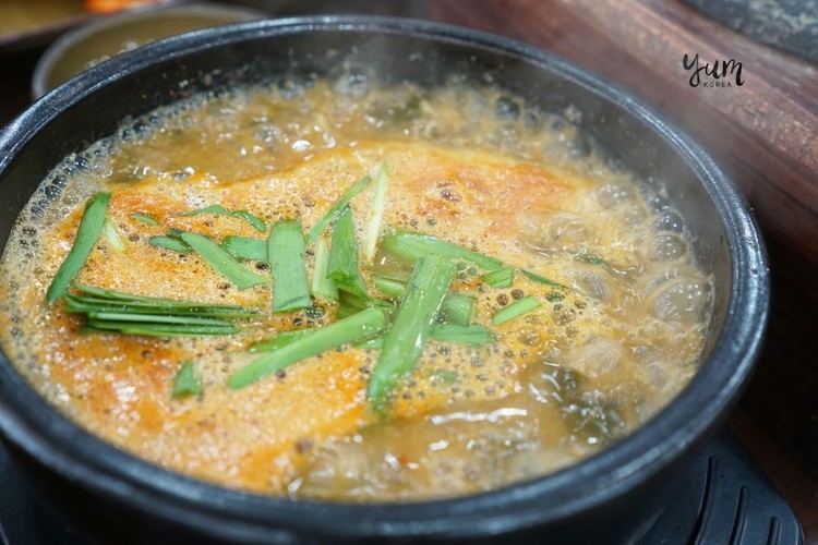 Chueo-tang Chueotang mudfish soup YumkoreaYumkorea