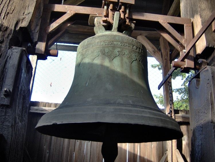 Church bell FileSomlyjlakrefchurchbelljpg Wikimedia Commons
