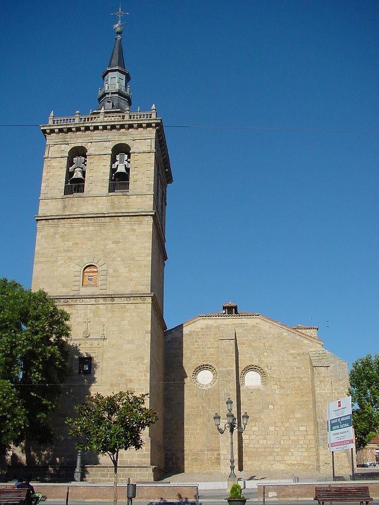 Church of Santiago Apóstol (Villa del Prado)