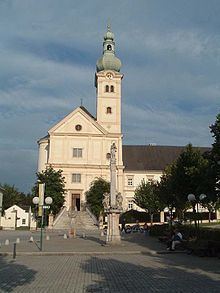 Church of St. Nikolaus, Lockenhaus httpsuploadwikimediaorgwikipediacommonsthu