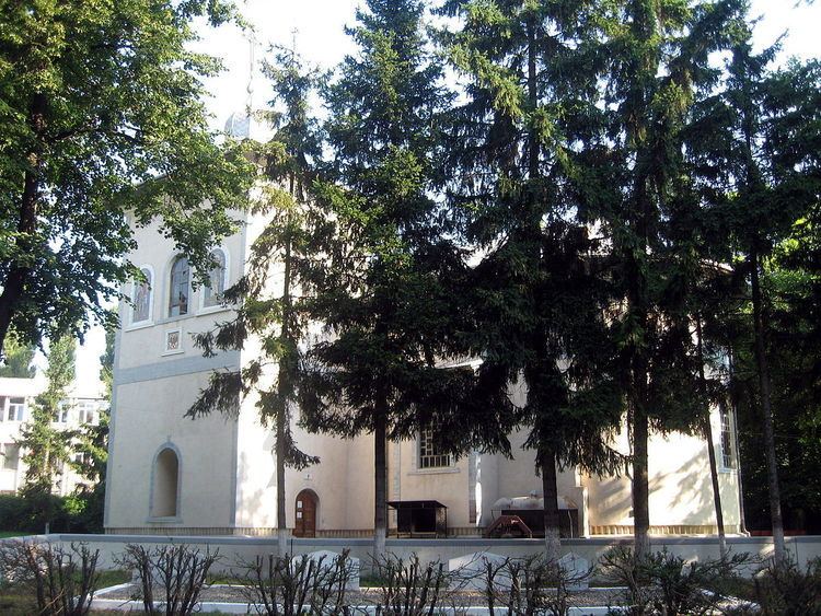 Church of the Holy Archangels, Pașcani