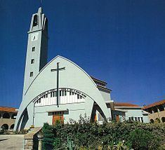 Church of the Sacred Heart of Jesus (Ermesinde) httpsuploadwikimediaorgwikipediacommonsthu