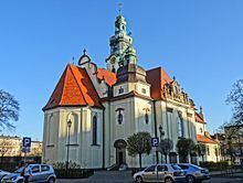 Church of the Sacred Heart of Jesus in Bydgoszcz httpsuploadwikimediaorgwikipediacommonsthu