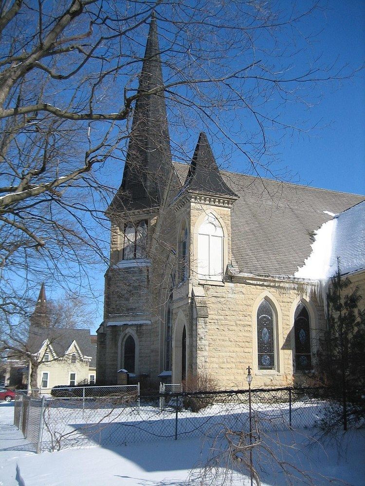Churches in Sycamore Historic District