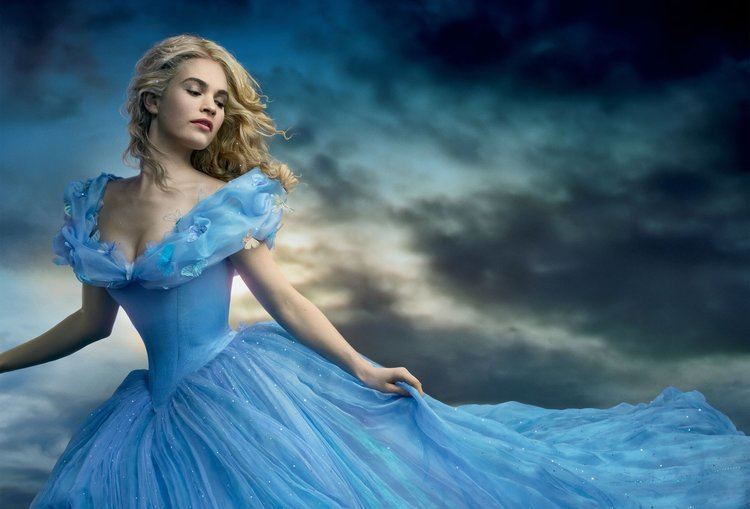 Cinderella (2015 Disney film) cinderella2015filmreview The Disney Diva