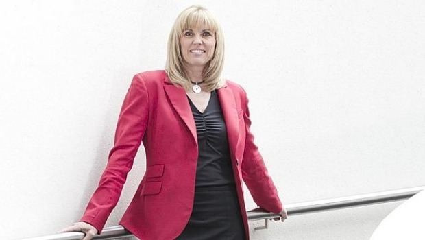 Cindy Hook Deloitte Australia appoints Cindy Hook as CEO afrcom