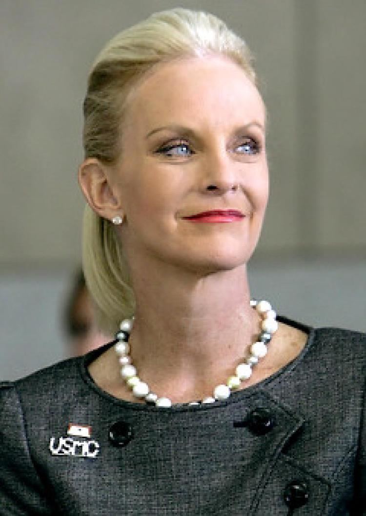 Cindy McCain Cindy McCain cooks up more controversy NY Daily News