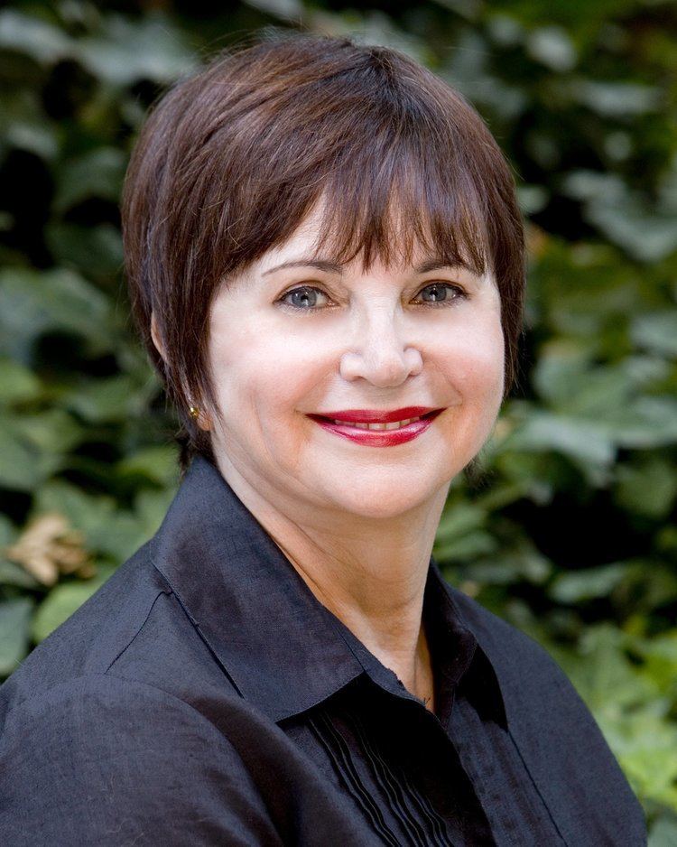Cindy Williams Hot Flash Guest Star Cindy Williams Stops By The Laguna