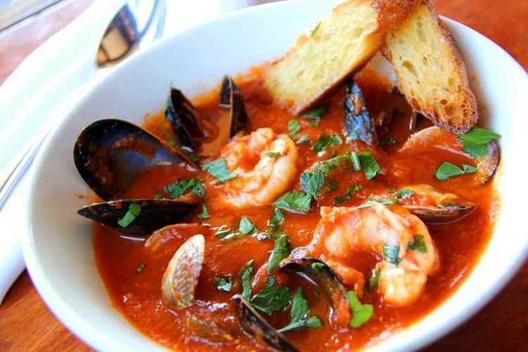 Cioppino A History of San Francisco Cioppino SF39s Most Famous Seafood Stew
