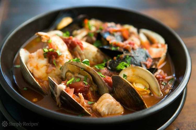 Cioppino Cioppino Recipe SimplyRecipescom