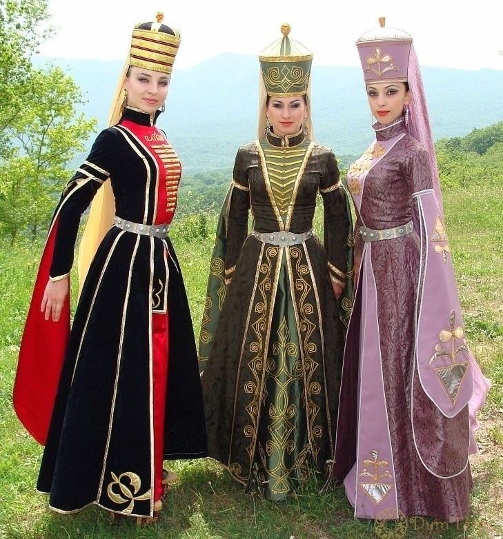 Circassians women wearing the Circassian dress