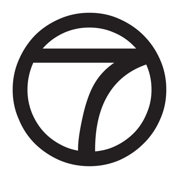 Circle 7 logo