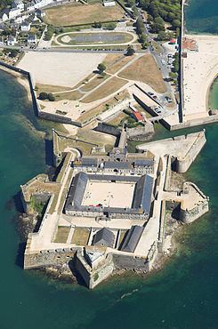 Citadel of Port-Louis httpsuploadwikimediaorgwikipediacommonsthu