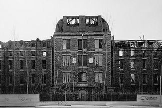 City Hospital (Roosevelt Island) httpsuploadwikimediaorgwikipediacommonsthu