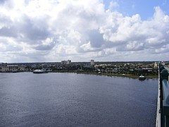 City Island (Daytona Beach) httpsuploadwikimediaorgwikipediacommonsthu