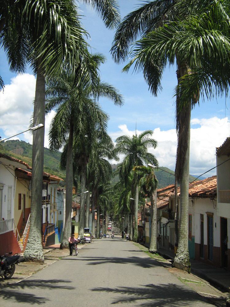 Ciudad Bolívar, Antioquia httpsuploadwikimediaorgwikipediacommons44