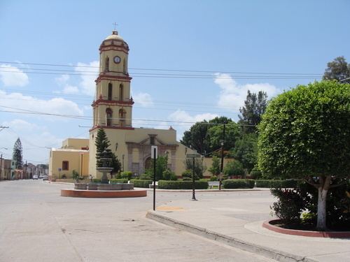Ciudad Fernández httpsmw2googlecommwpanoramiophotosmedium