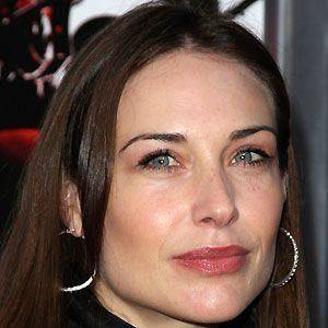 Claire Forlani Biography