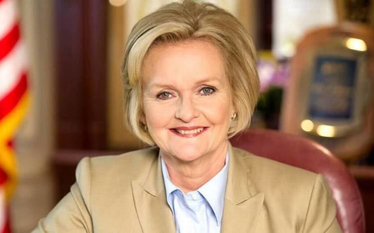 Claire McCaskill TheChat Claire McCaskill takes on The Donald The Kansas