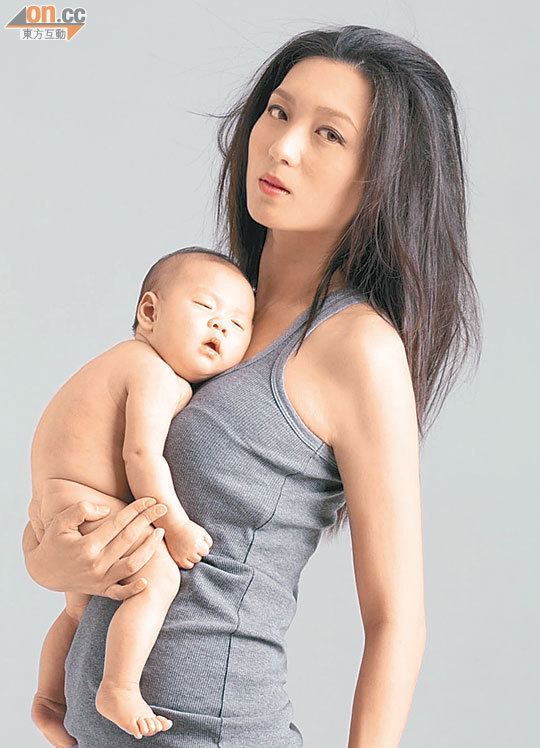 Claire Yiu 12 quotDragonquot Celebrity Mothers39 Photoshoot for quot2013 XOXO