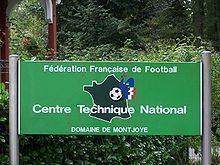 Clairefontaine (football) httpsuploadwikimediaorgwikipediacommonsthu