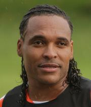 Claiton (footballer, born 1978) wwwfuracaocomimageselencoclaitonjpg