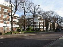 Clapham Park httpsuploadwikimediaorgwikipediacommonsthu