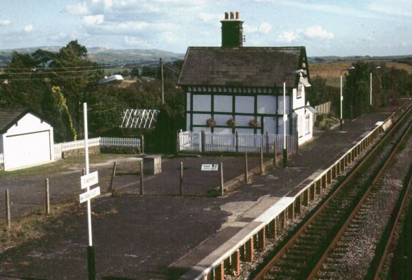 Clapham railway station