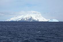 Clarence Island (South Shetland Islands) httpsuploadwikimediaorgwikipediacommonsthu