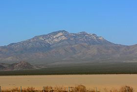 Clark Mountain (California) httpsuploadwikimediaorgwikipediacommonsthu