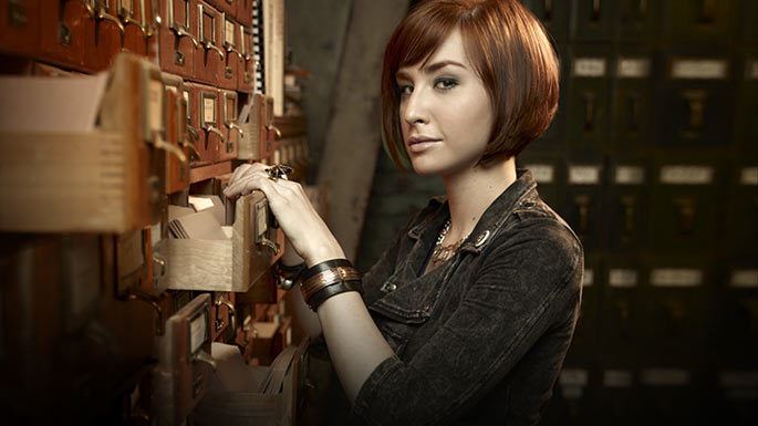 Claudia Donovan Allison Scagliotti Claudia Donovan Cast Warehouse 13 Syfy