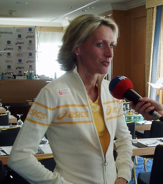 Claudia Dreher ASICS ASICSEXPRESSStaffel Metro Group Marathon Dsseldorf