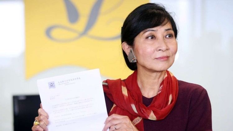 Claudia Mo Hong Kong lawmaker Claudia Mo resigns from Civic Party citing