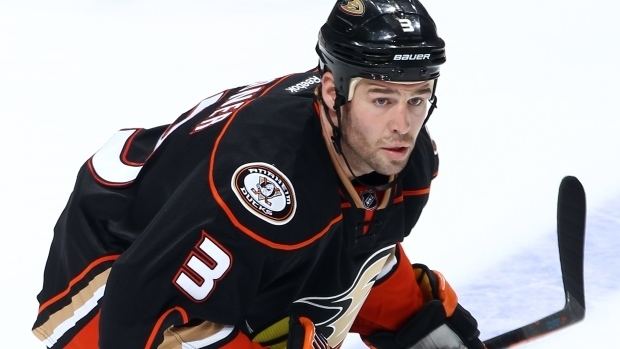 Clayton Stoner Ducks39 Stoner intends to plead guilty to illegal bear hunt