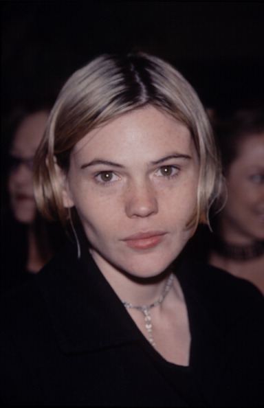 Clea DuVall What39s the deal with Clea DuVall AfterEllen