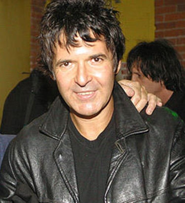 Clem Burke FEATURE Why Clem Burke is the coolest of the bunch
