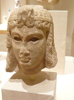 Cleopatra Selene I httpsuploadwikimediaorgwikipediacommonsthu