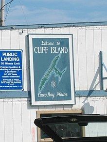 Cliff Island httpsuploadwikimediaorgwikipediacommonsthu
