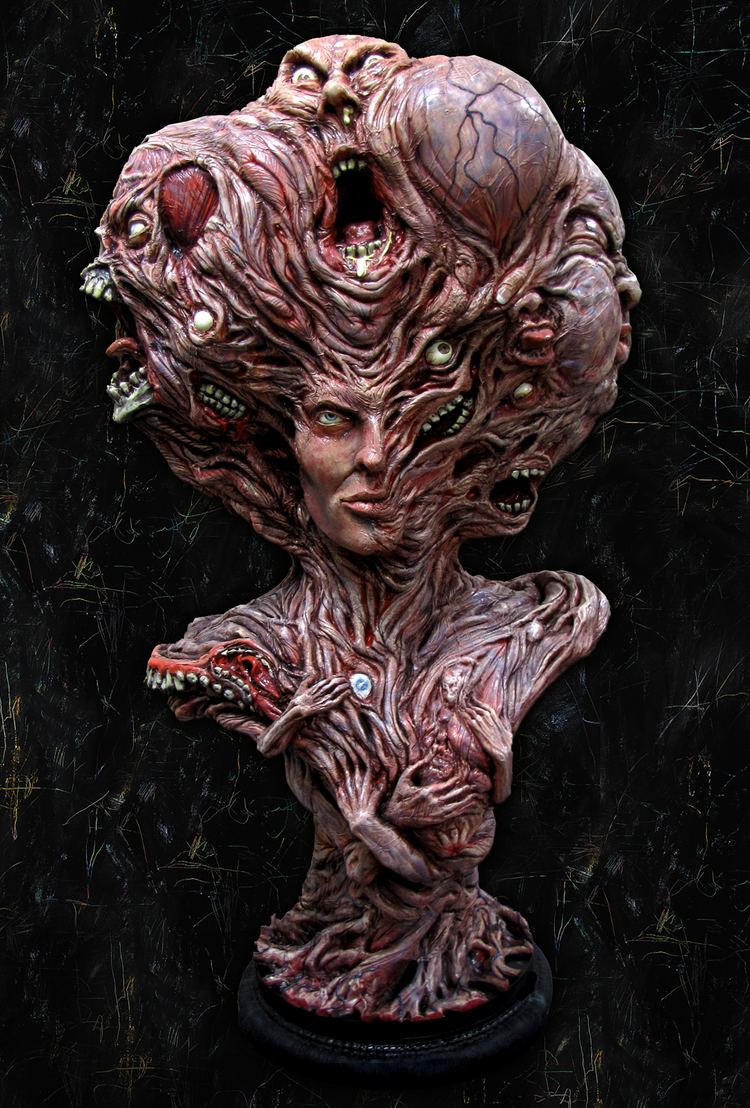 Clive Barker (artist) Clive barker inspired scultures AmaaaaAAAzing Inspirado