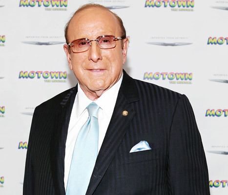 Clive Davis Clive Davis to Receive Vanguard Award at the 46th NAACP