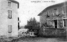 Clonas-sur-Varèze httpsuploadwikimediaorgwikipediacommonsthu