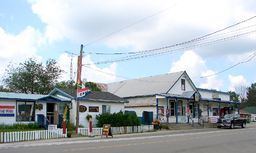 Cloyne, Ontario httpsuploadwikimediaorgwikipediacommonsthu
